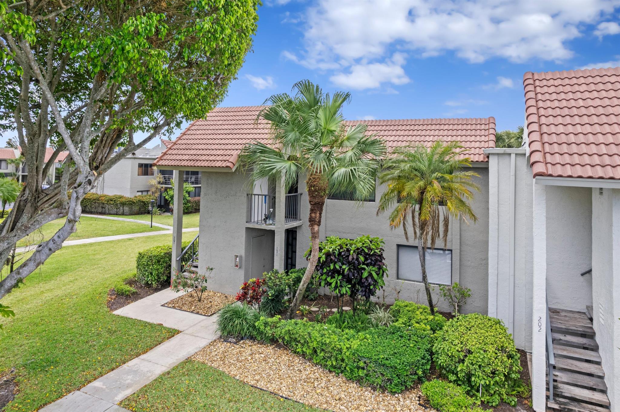 5505 Fairway Park Drive 201