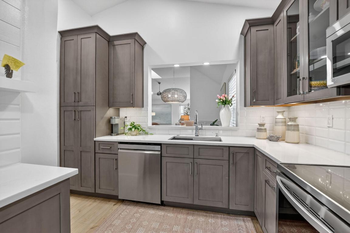 FAIRFIELD - Residential