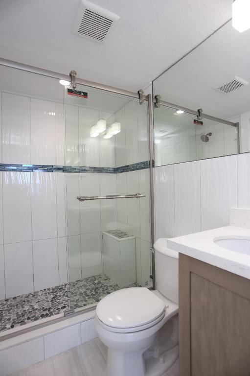 MASSACHUSETTS APTS CONDO - Residential