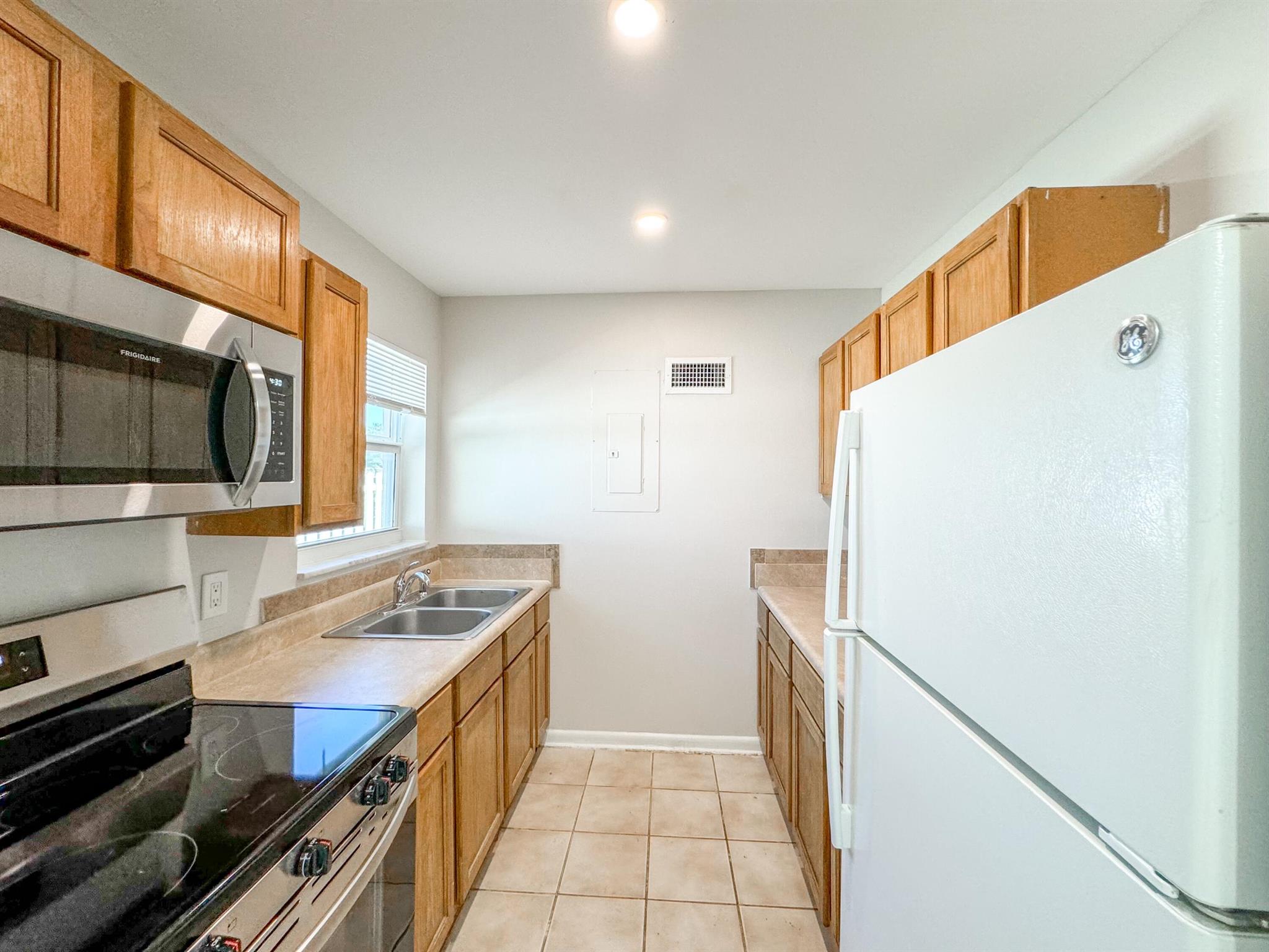 1500 Forest Hill Boulevard #5