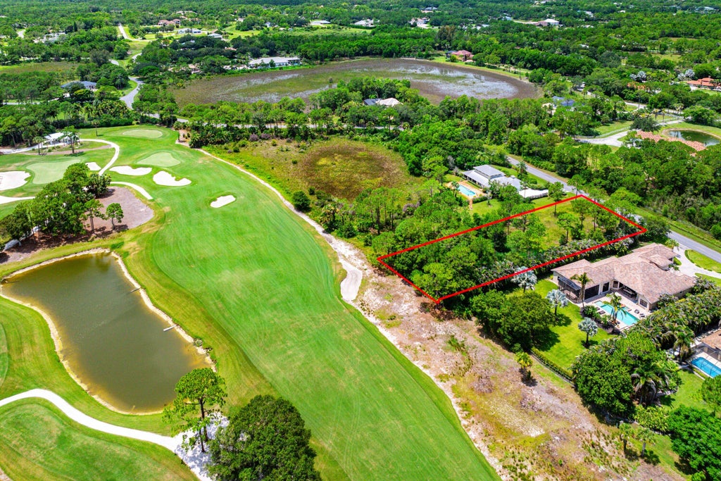 Photo of 18379 SE Old Trail Drive, Jupiter, FL 33478 (MLS # B26069701)