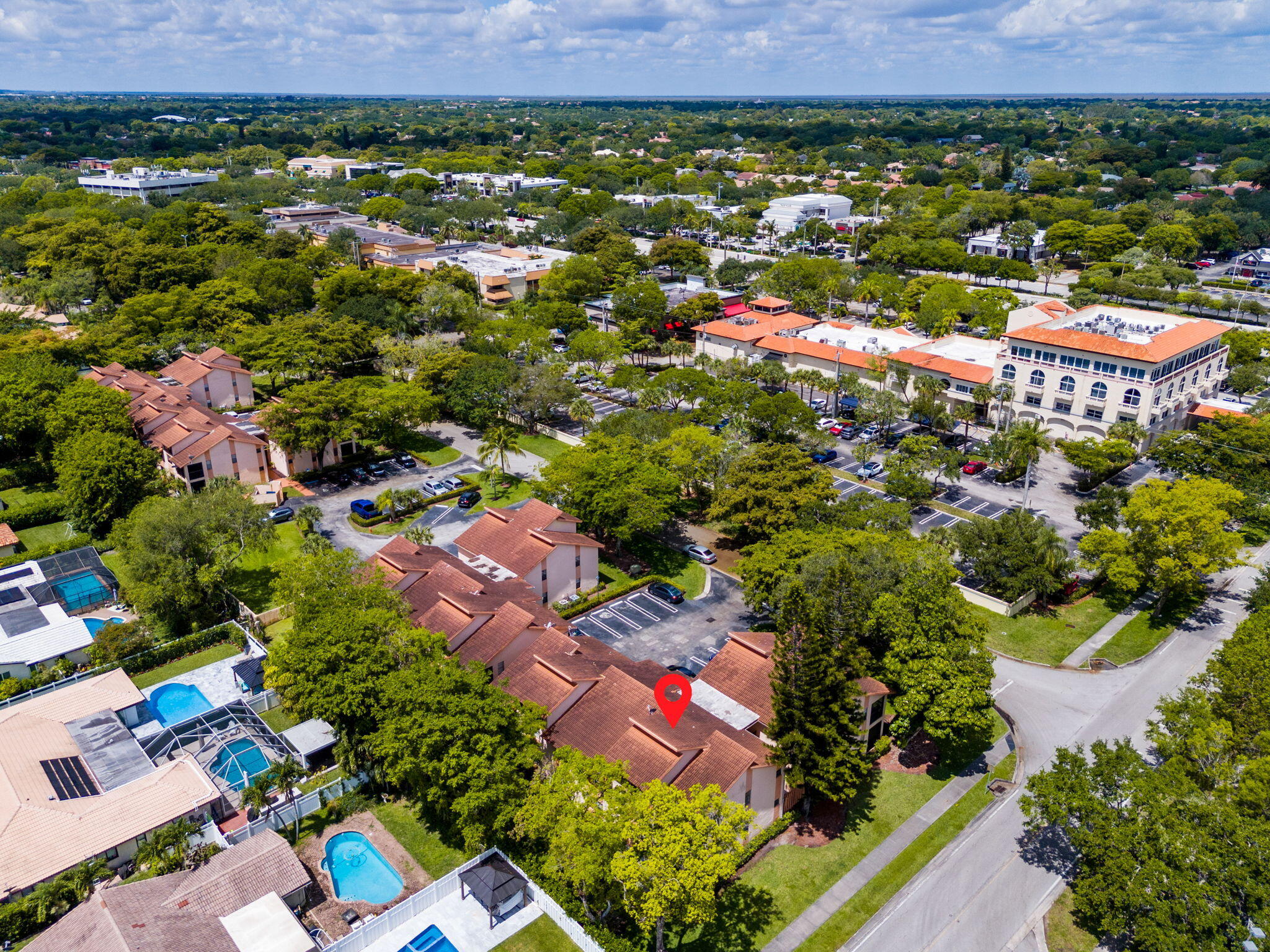 RAMBLEWOOD PLACE CONDO - Residential