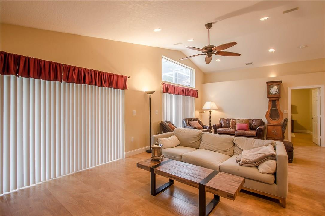THE ISLAND-Wyndham Lakes - Residential