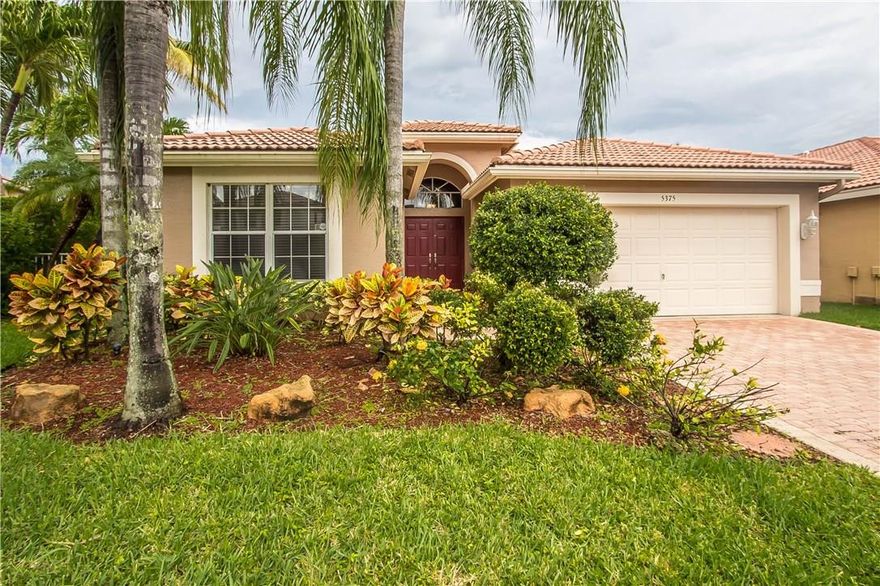 BEAUTIFULLY UPDATED 3 BEDROOM, 2 BATH HOME IN GATED COMMUNITY! FEATURES INCLUDE A SPACIOUS FLOOR PLAN, FOYER ENTRANCE, FORMAL LIVING & DINING ROOMS, FAMILY ROOM, A TASTEFULLY PAINTED INTERIOR, VAULTED CEILINGS, WOOD FLOORING AND REMODELED KITCHEN & BATHROOMS! THE EAT-IN KITCHEN HAS WHITE CABINETS, GRANITE COUNTERS AND STAINLESS STEEL APPLIANCES! ENJOY THE COVERED SCREENED IN PATIO AND THE TROPICALLY LANDSCAPED FENCED YARD! COMMUNITY POOL& TENNIS COURTS! MULTIPLE OFFERS, HIGHEST & BEST DUE BY 5PM 7-2-2017.