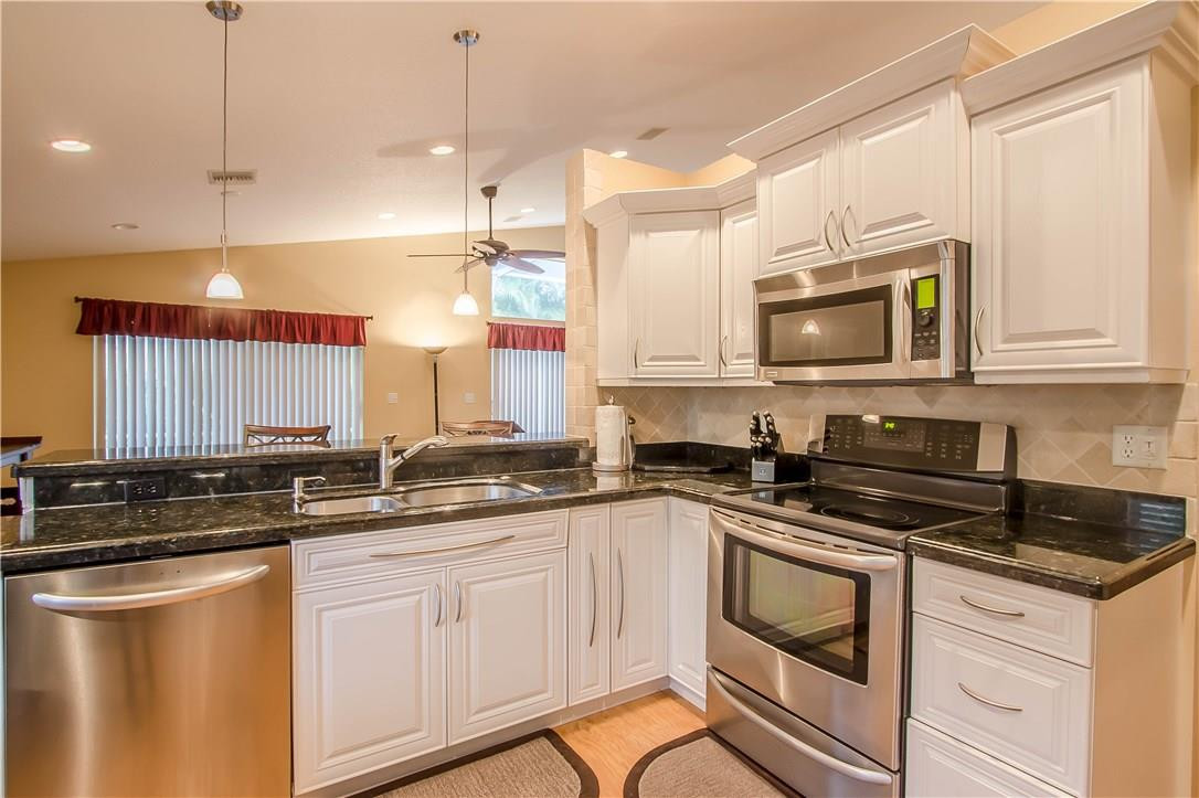 THE ISLAND-Wyndham Lakes - Residential