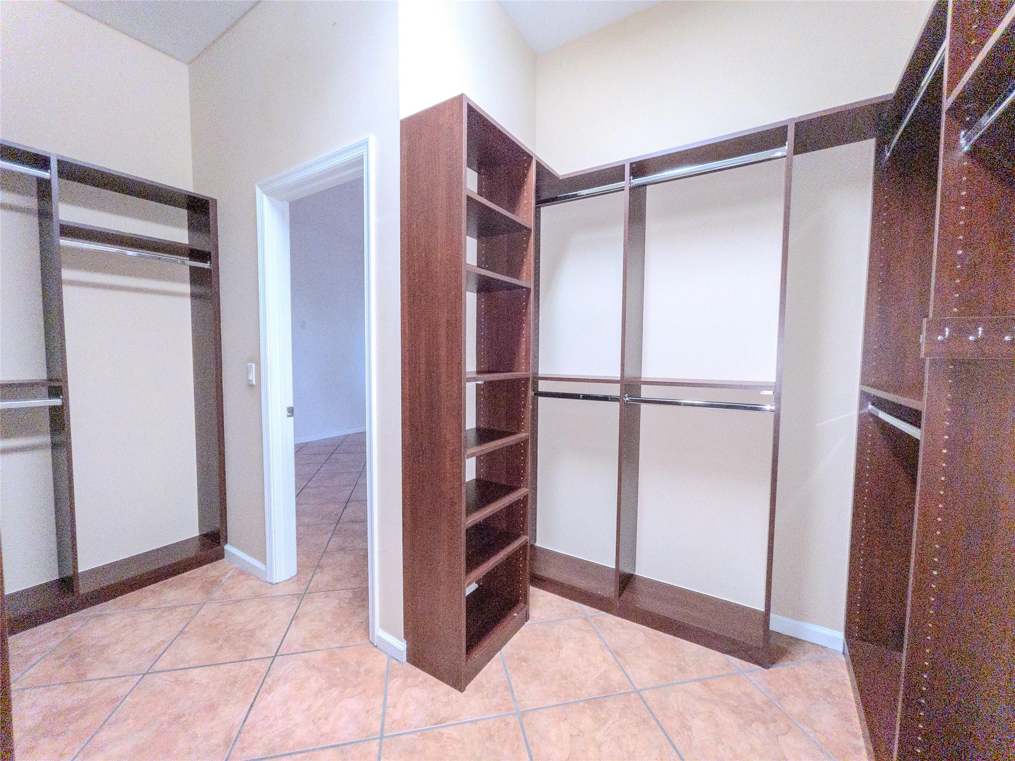 OAK HAMMOCK - RIVERSIDE - Residential