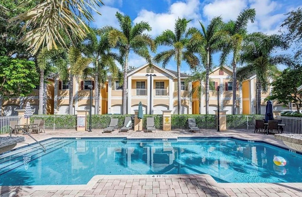 Photo of 505 SW 18th Avenue #11, Fort Lauderdale, FL 33312 (MLS # F10506736)