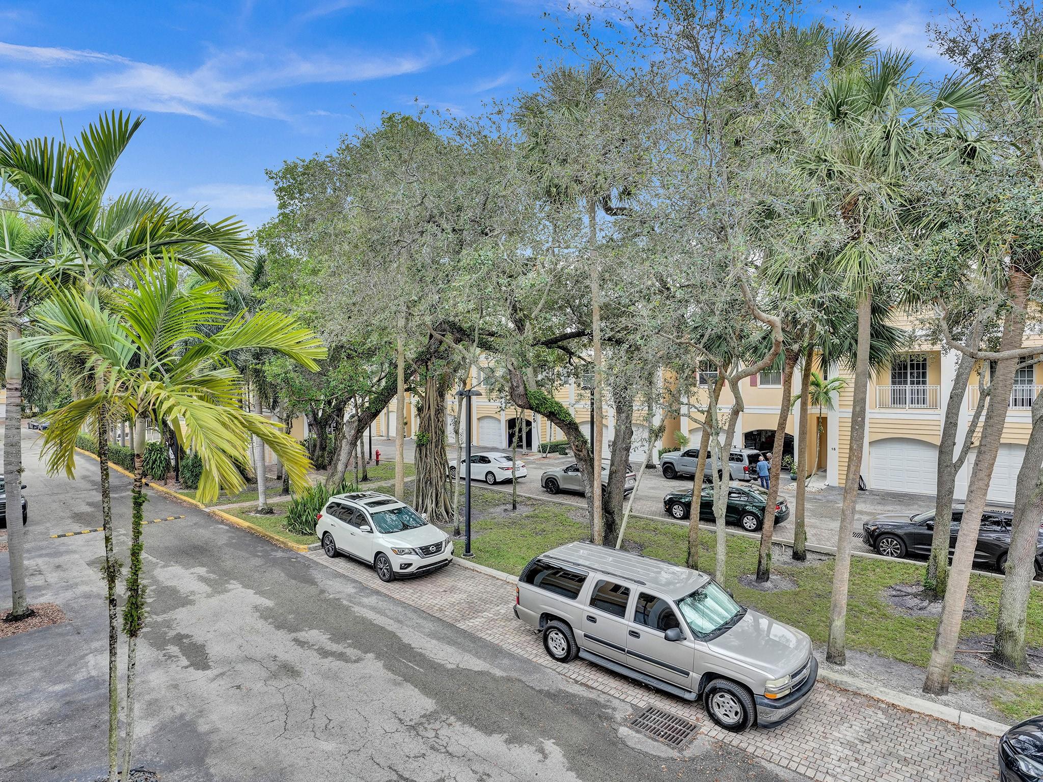 OAK HAMMOCK - RIVERSIDE - Residential