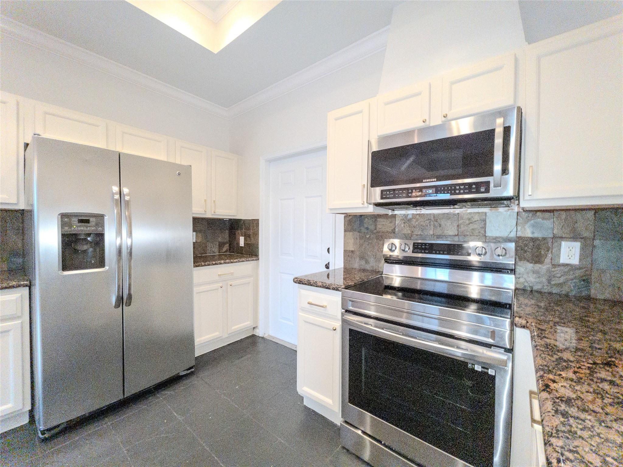 505 SW 18th Ave 11