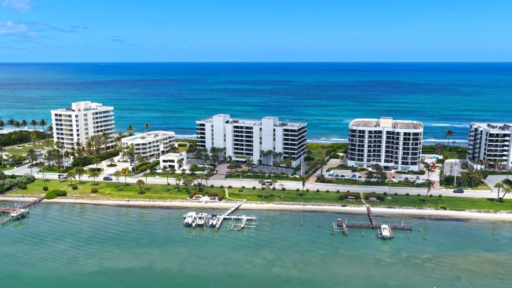 Photo of 19900 S Beach Road #503, Jupiter, FL 33469 (MLS # B26018352)