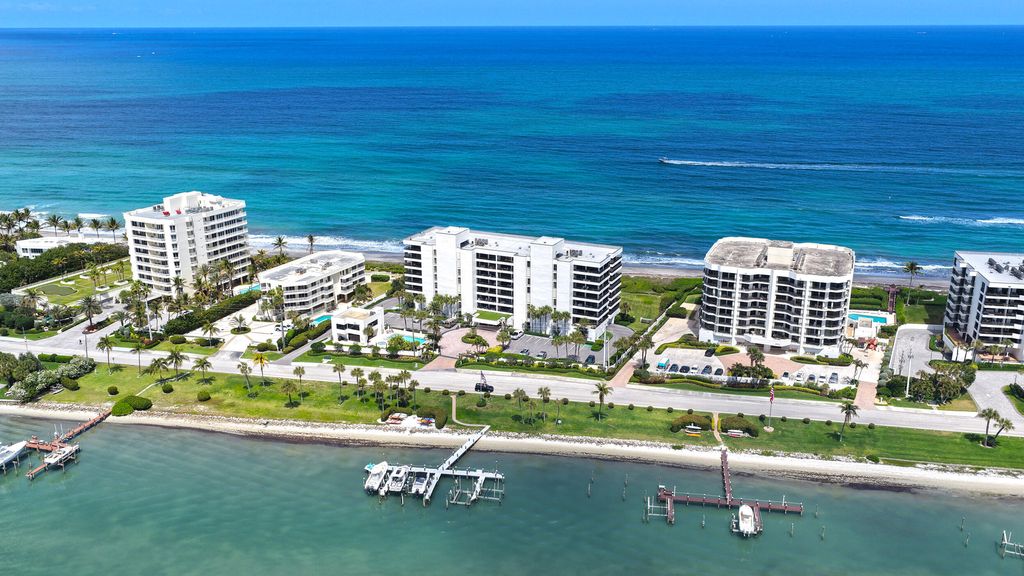 Photo of 19900 S Beach Road #503, Jupiter, FL 33469 (MLS # B26018352)