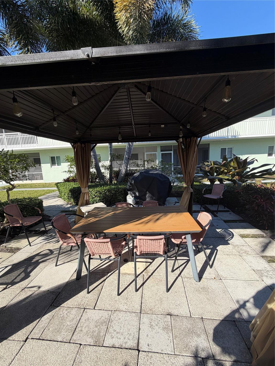 Tarelton Manor Apartments - Residential