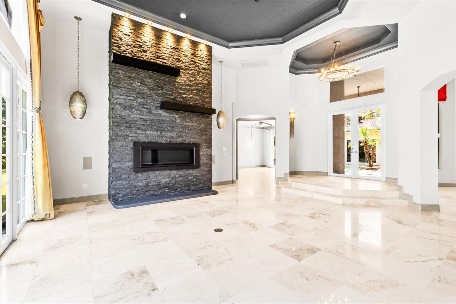 THE ENCLAVE AT THE RESERV - Residential