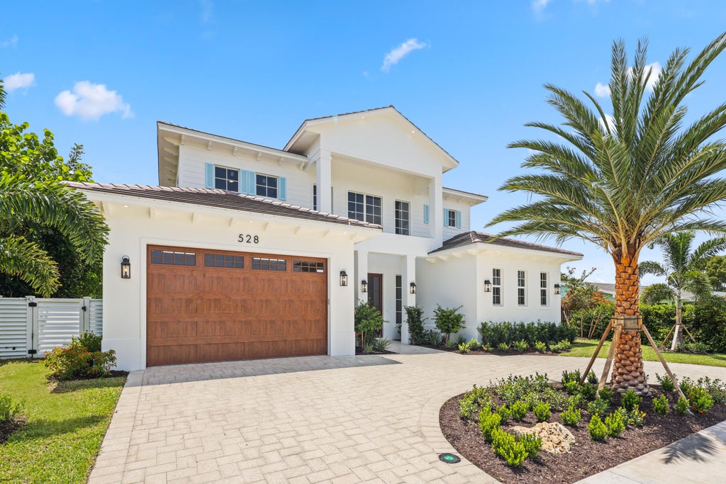 Photo of 528 KINGFISH Road, North Palm Beach, FL 33408 (MLS # B26066117)