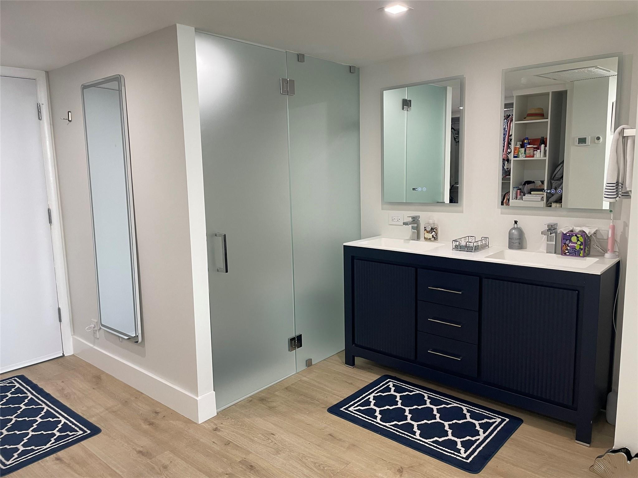 The Seasons Condo - Residential Lease