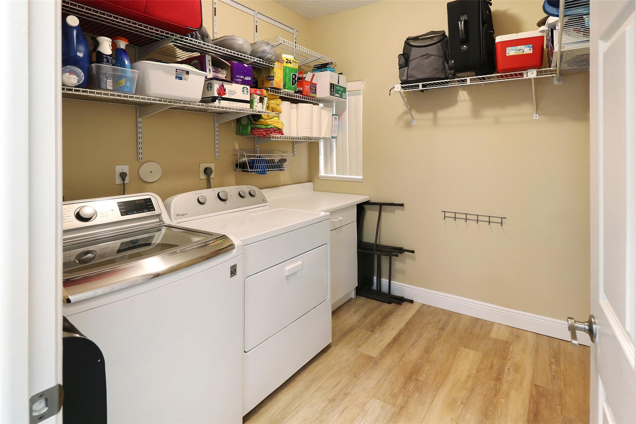 Kensington 146-39 B - Residential