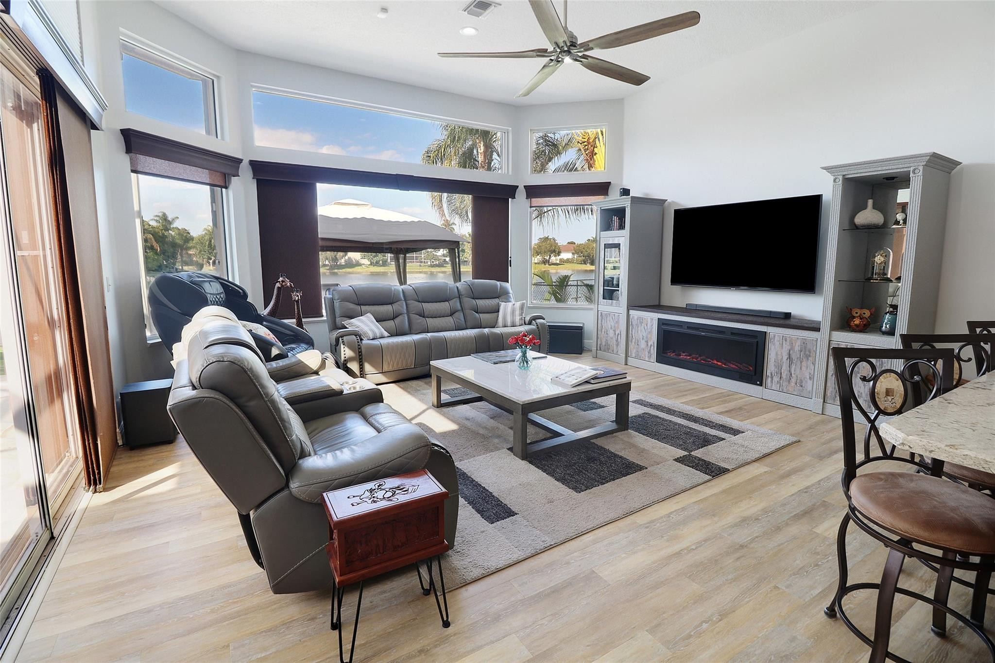 Kensington 146-39 B - Residential