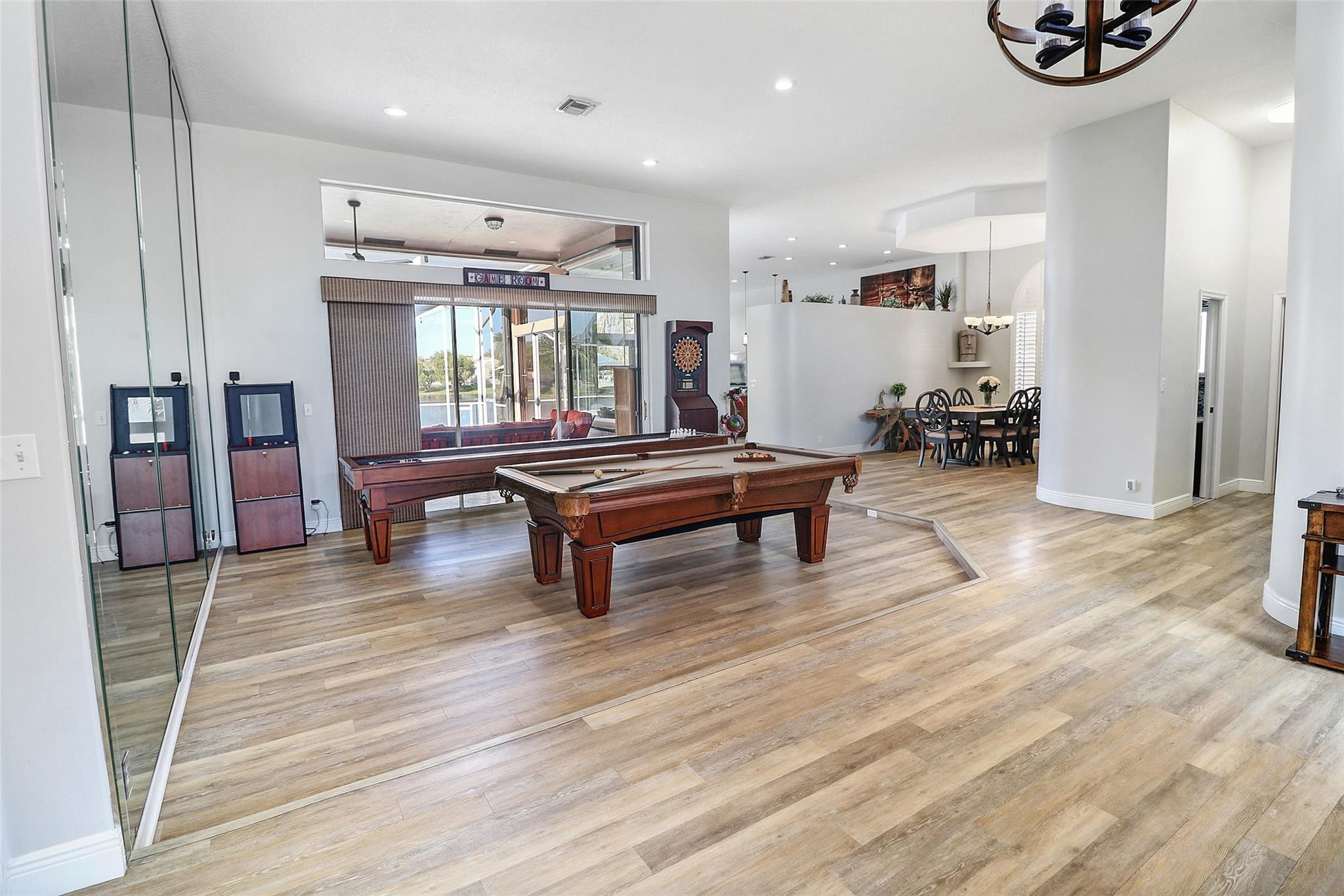 Kensington 146-39 B - Residential