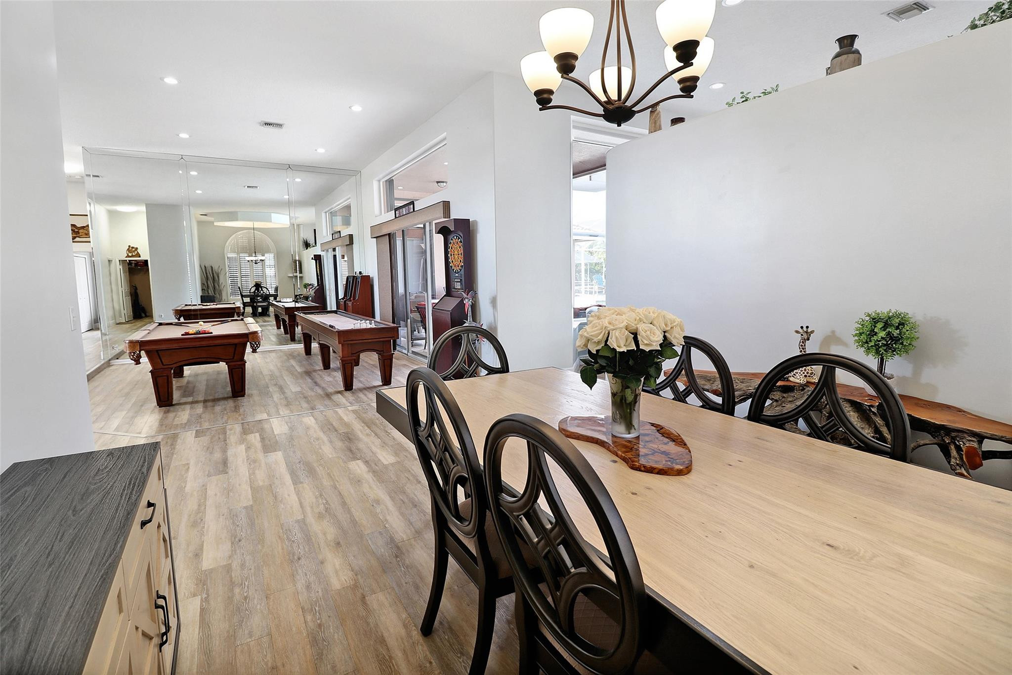 Kensington 146-39 B - Residential