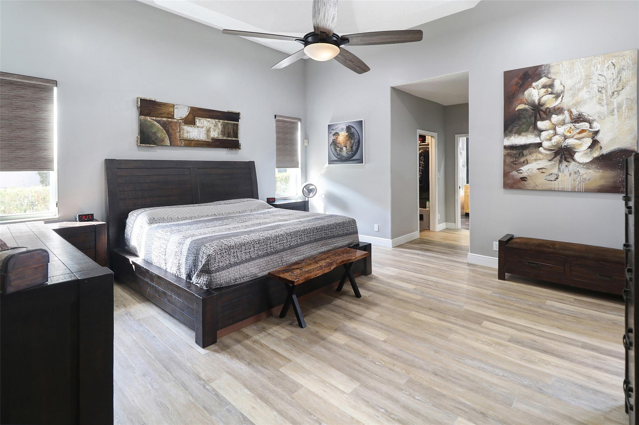 Kensington 146-39 B - Residential