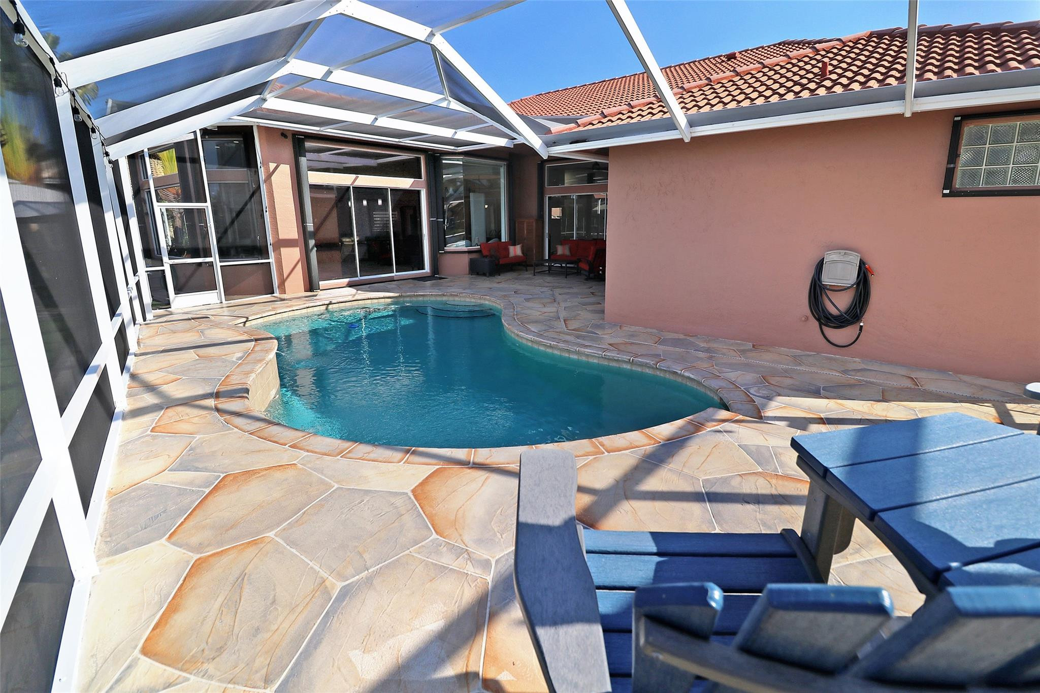 Kensington 146-39 B - Residential