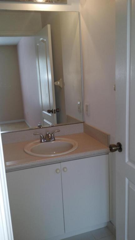 SEMINOLE ESTATES and TOWNHOMES - Residential