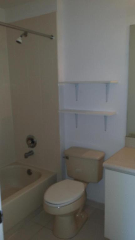 SEMINOLE ESTATES and TOWNHOMES - Residential