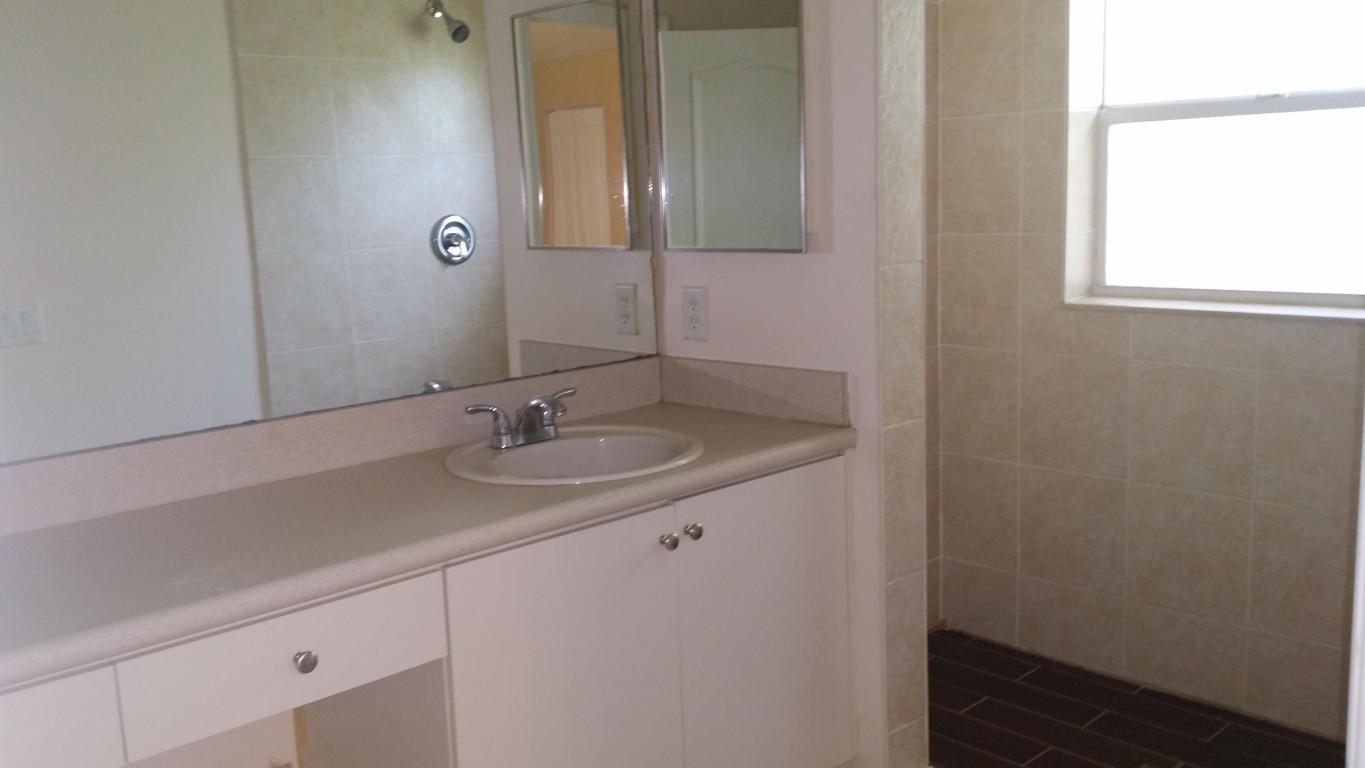 SEMINOLE ESTATES and TOWNHOMES - Residential