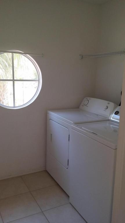 SEMINOLE ESTATES and TOWNHOMES - Residential