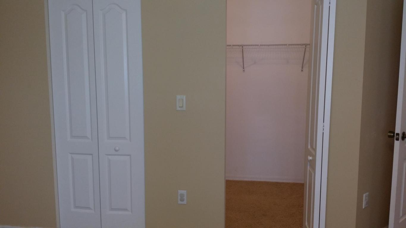 SEMINOLE ESTATES and TOWNHOMES - Residential