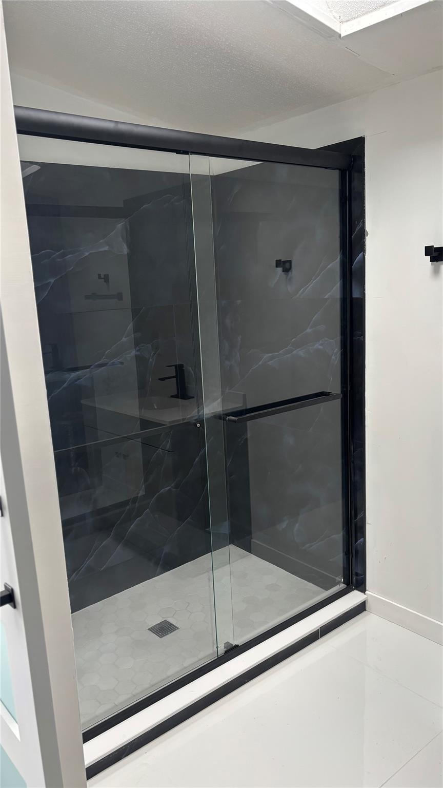 Park City Sec Two 56-25 B - Residential