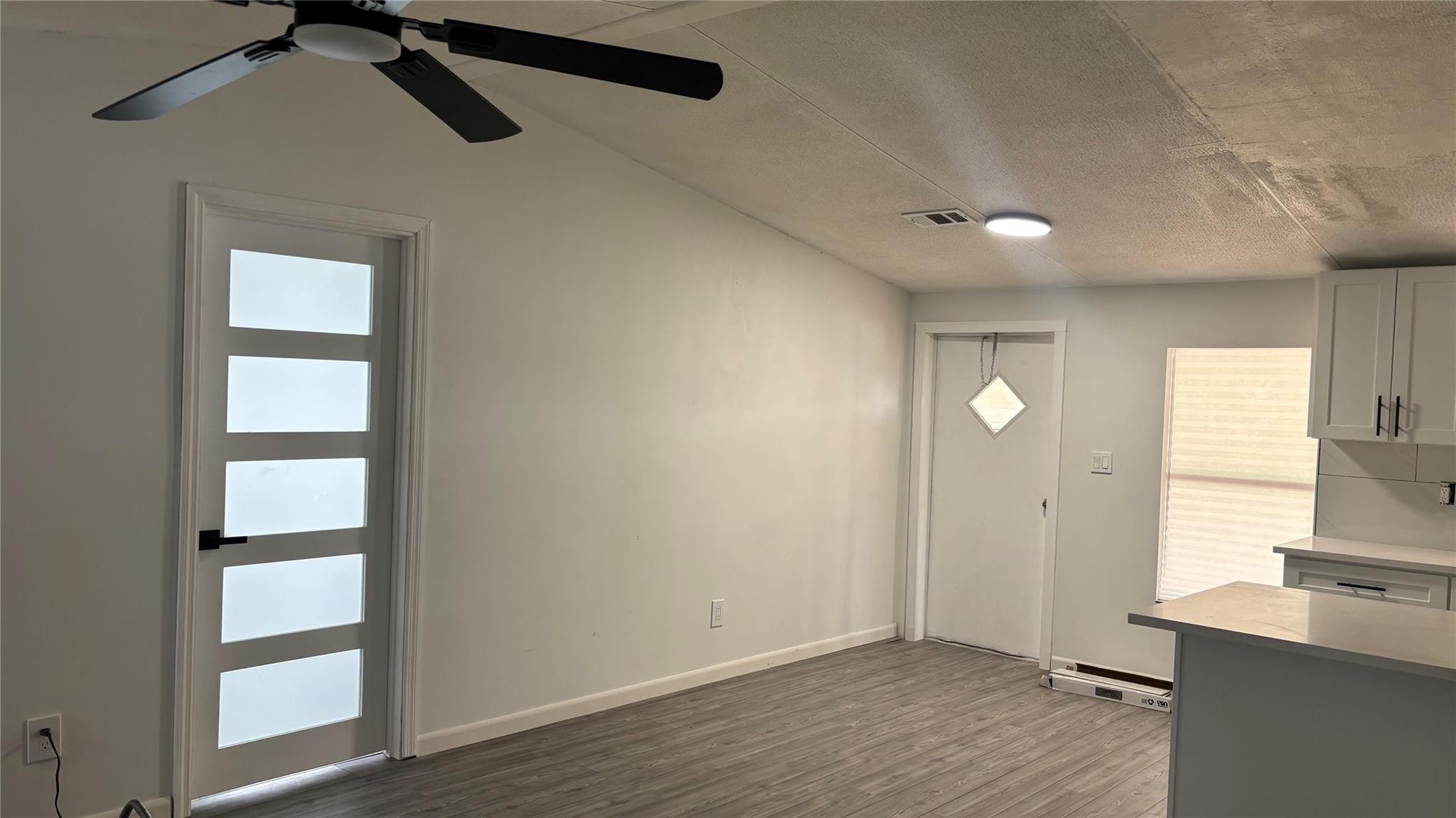 Park City Sec Two 56-25 B - Residential
