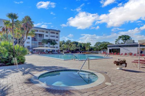 Tiny photo for 4700 Lucerne Lakes Boulevard #301, Lake Worth, FL 33467 (MLS # R11157203)