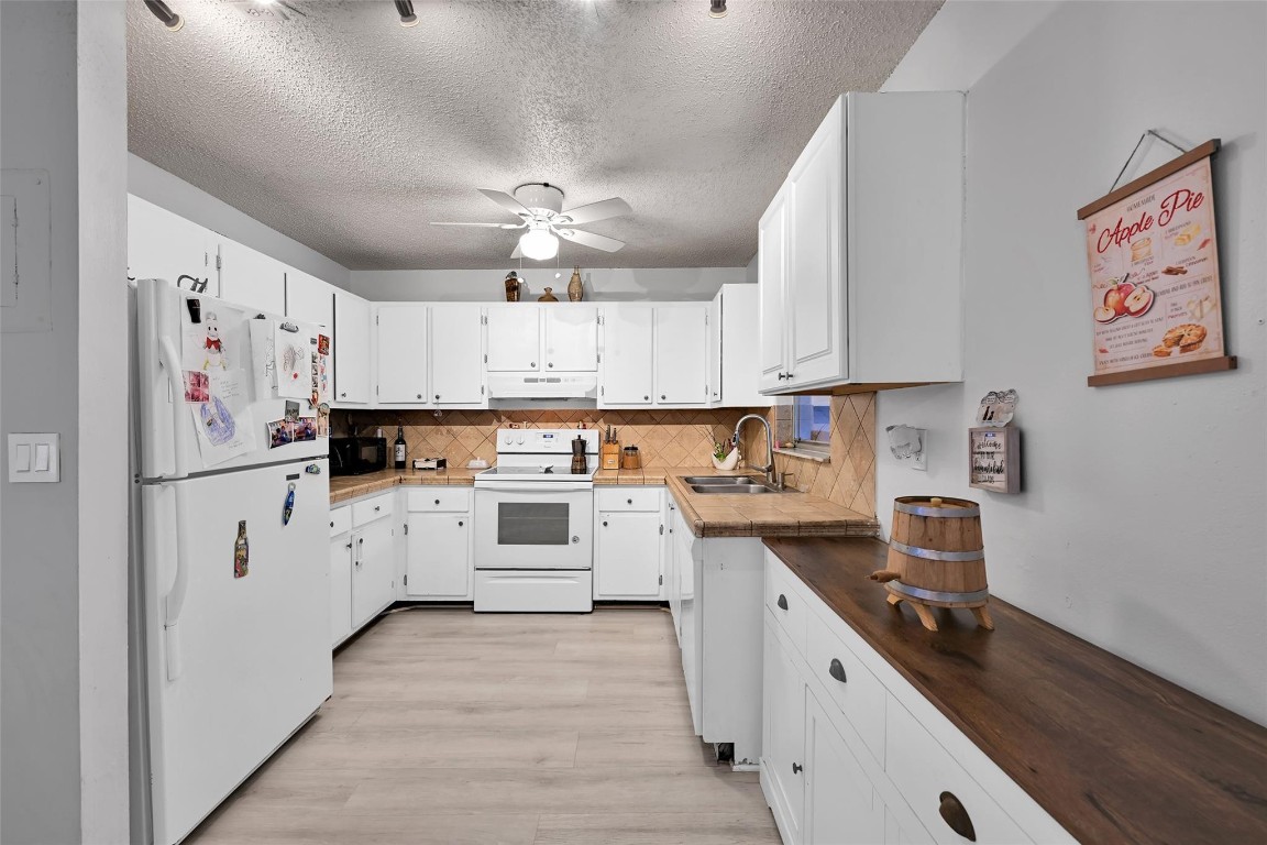 4408 NW 4th Avenue 2760