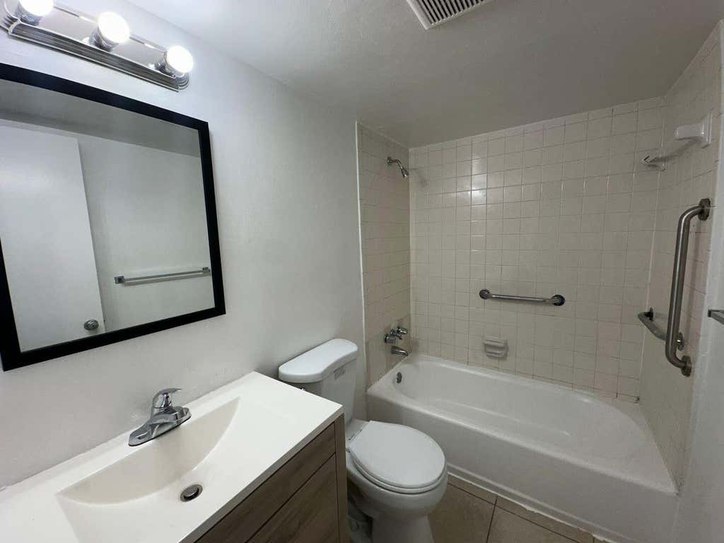 Photo of 515 S Sequoia Drive #109, West Palm Beach, FL 33409 (MLS # B26042345)