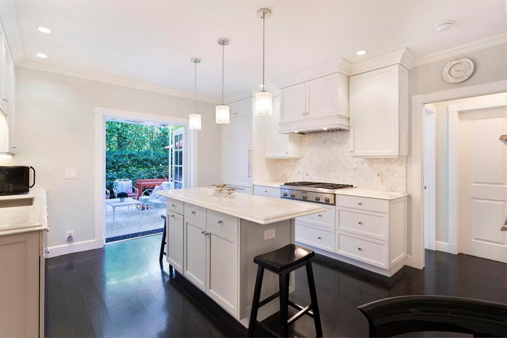 EL DORADO PARK - Residential