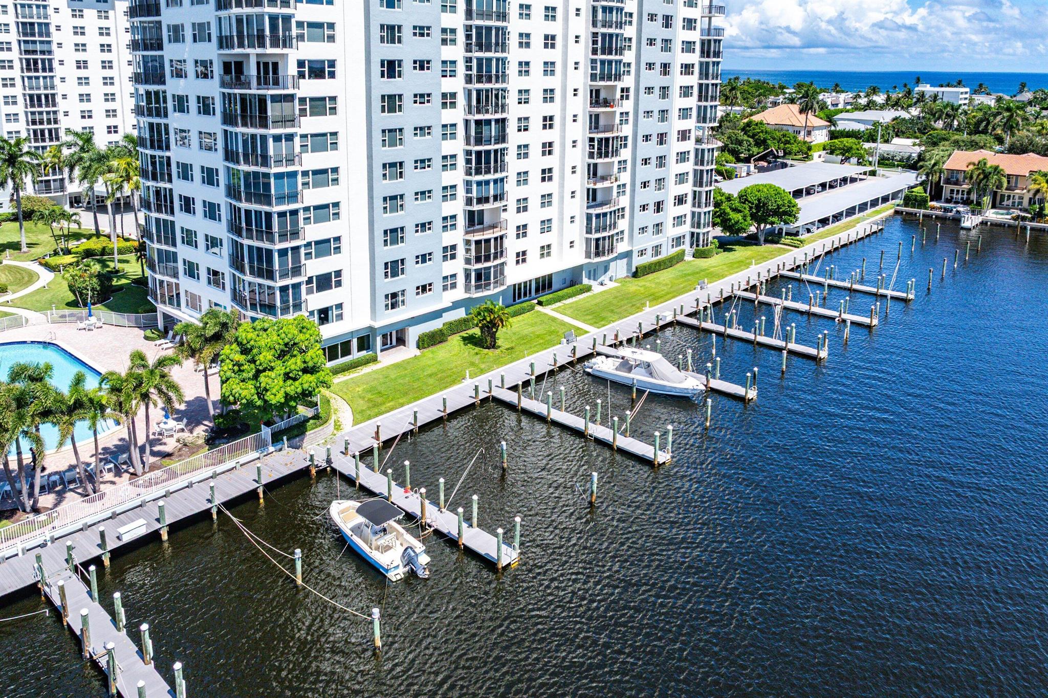 SEAGATE TOWERS CONDO - Residential
