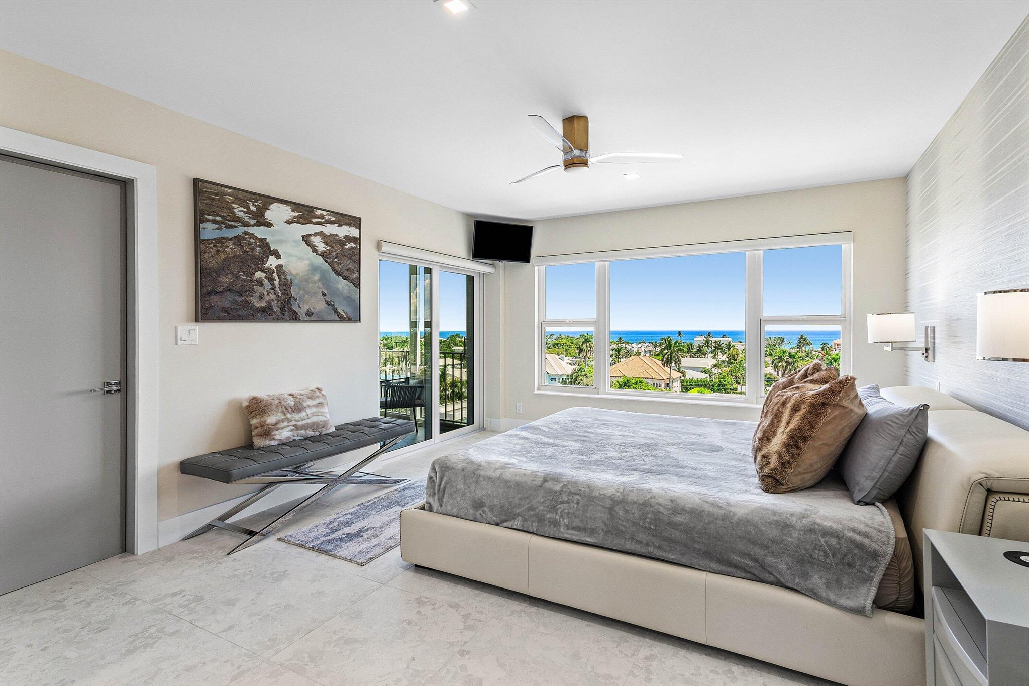 SEAGATE TOWERS CONDO - Residential