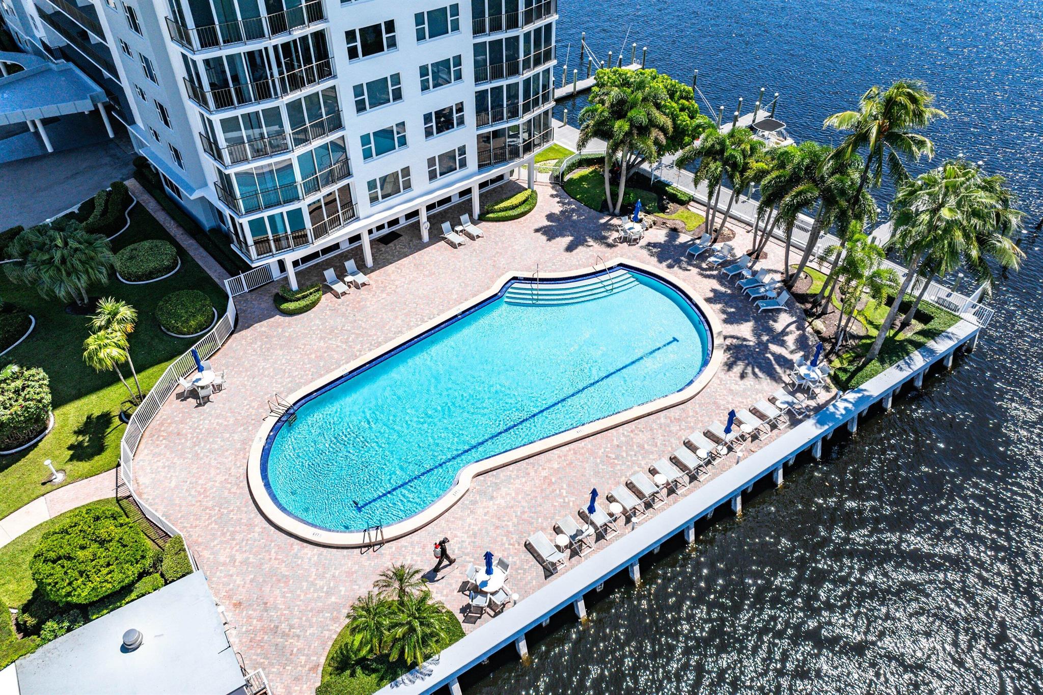 SEAGATE TOWERS CONDO - Residential