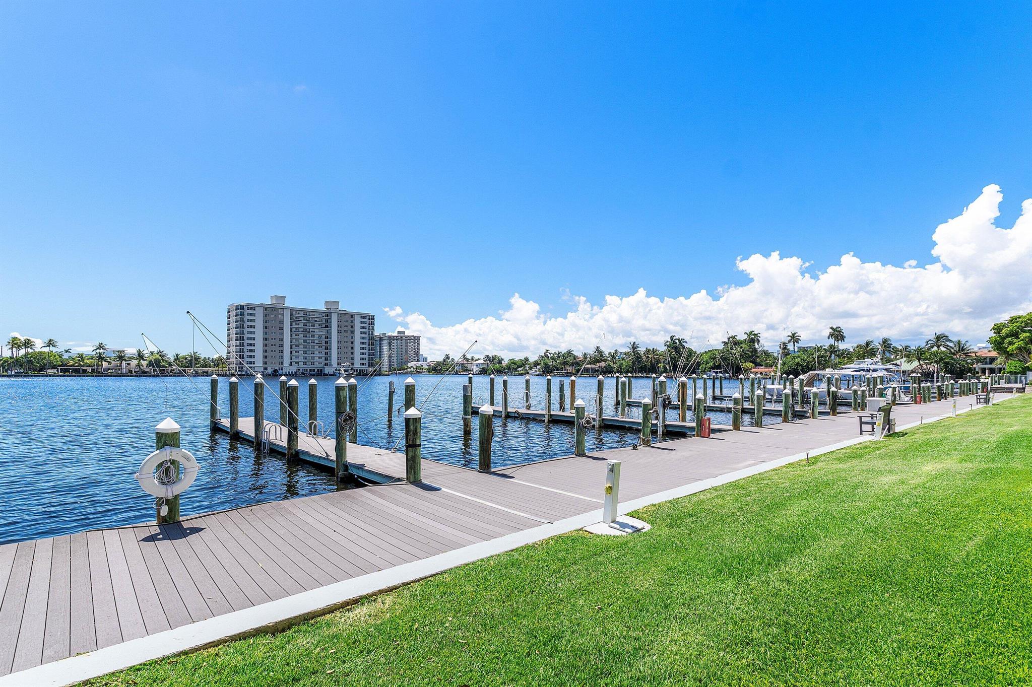 SEAGATE TOWERS CONDO - Residential