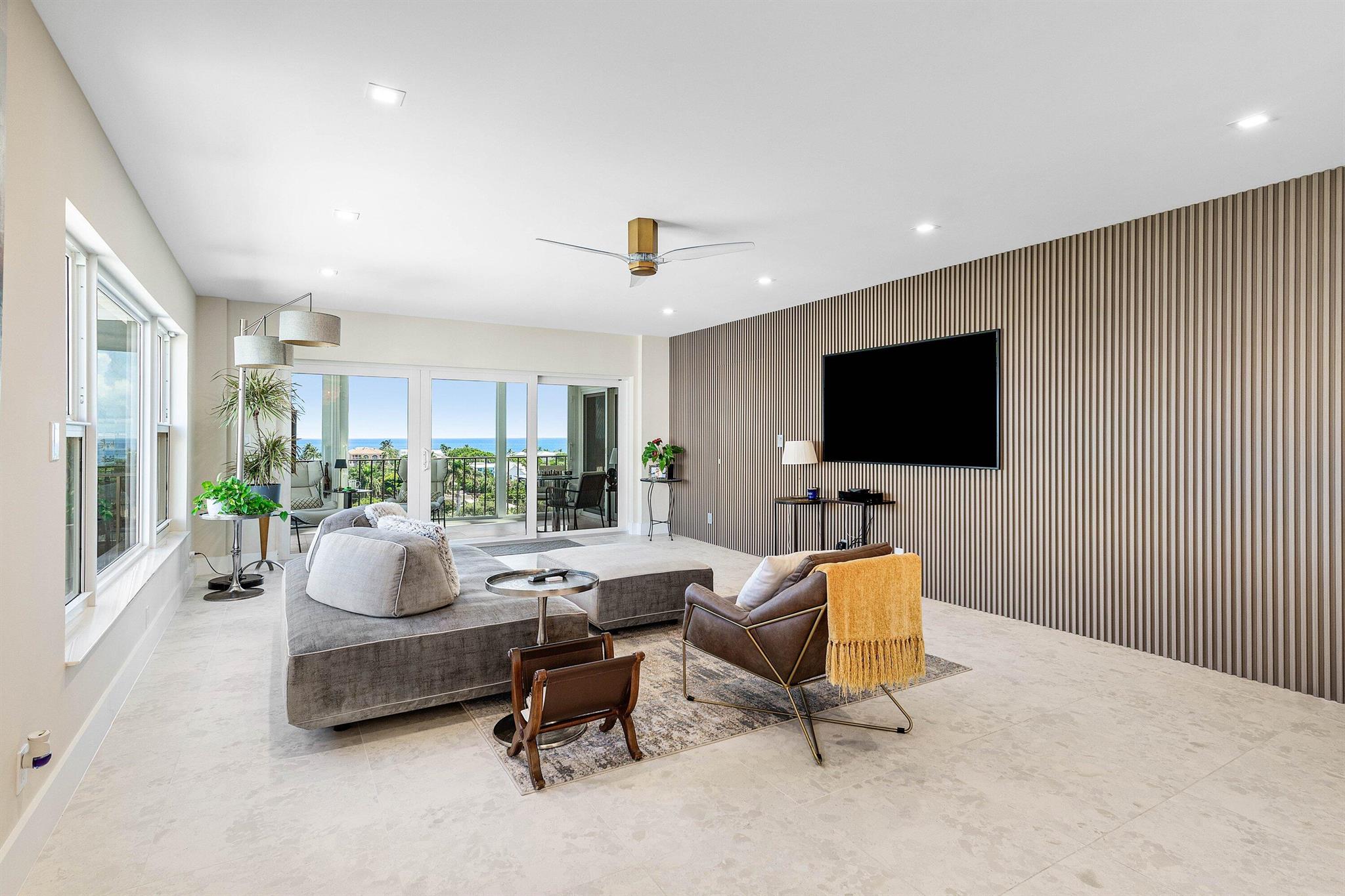 SEAGATE TOWERS CONDO - Residential