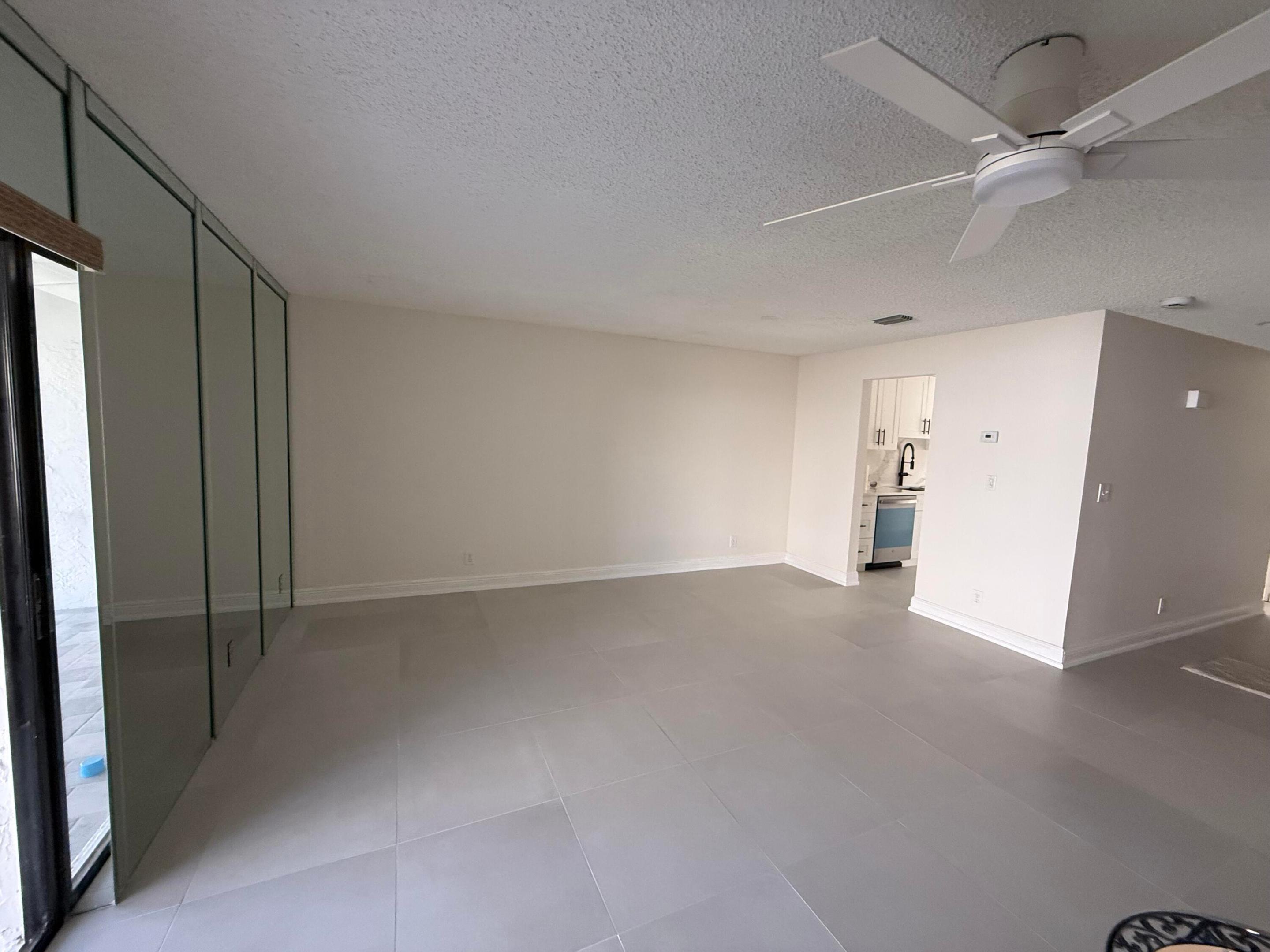 SPRINGTREE LAKES - Residential Lease