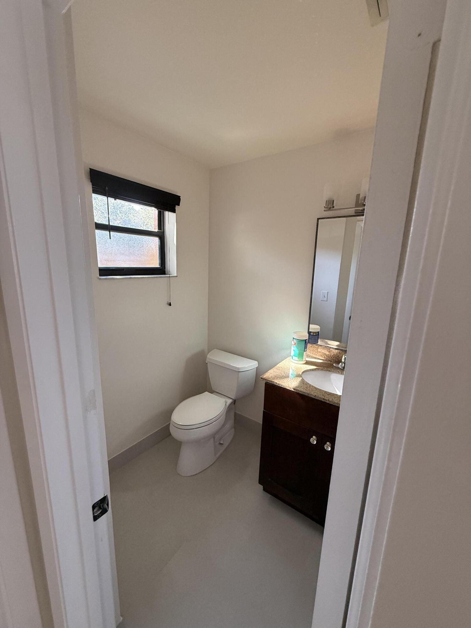 SPRINGTREE LAKES - Residential Lease