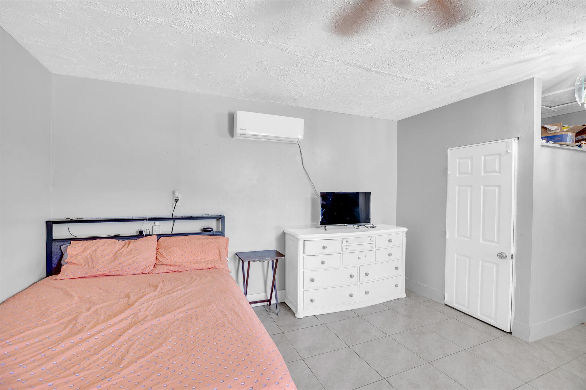 MARAVILLA TERRACE SUBDIVI - Residential