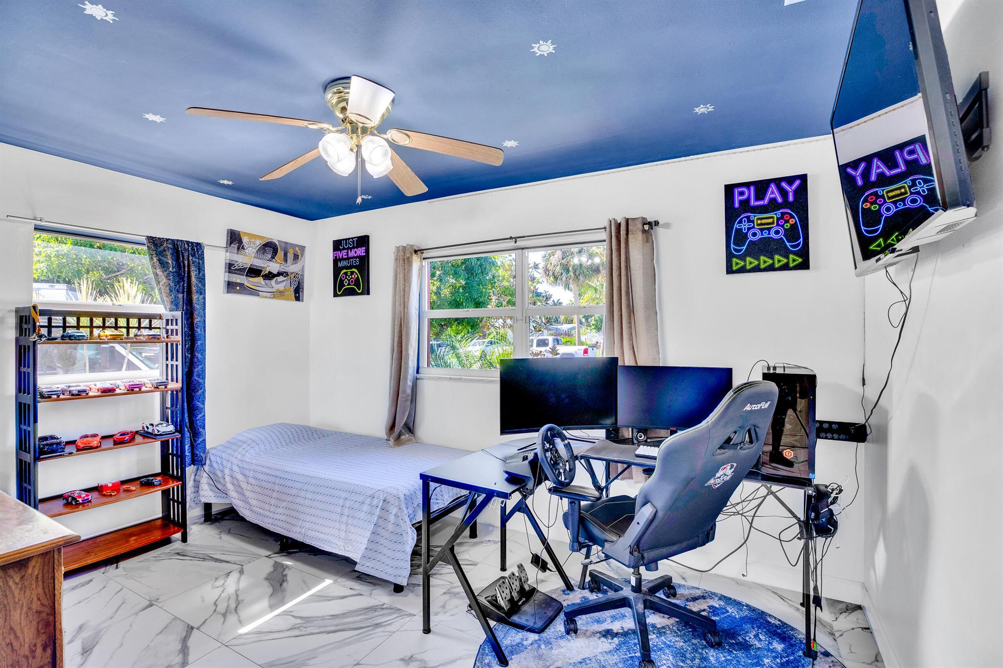 MARAVILLA TERRACE SUBDIVI - Residential