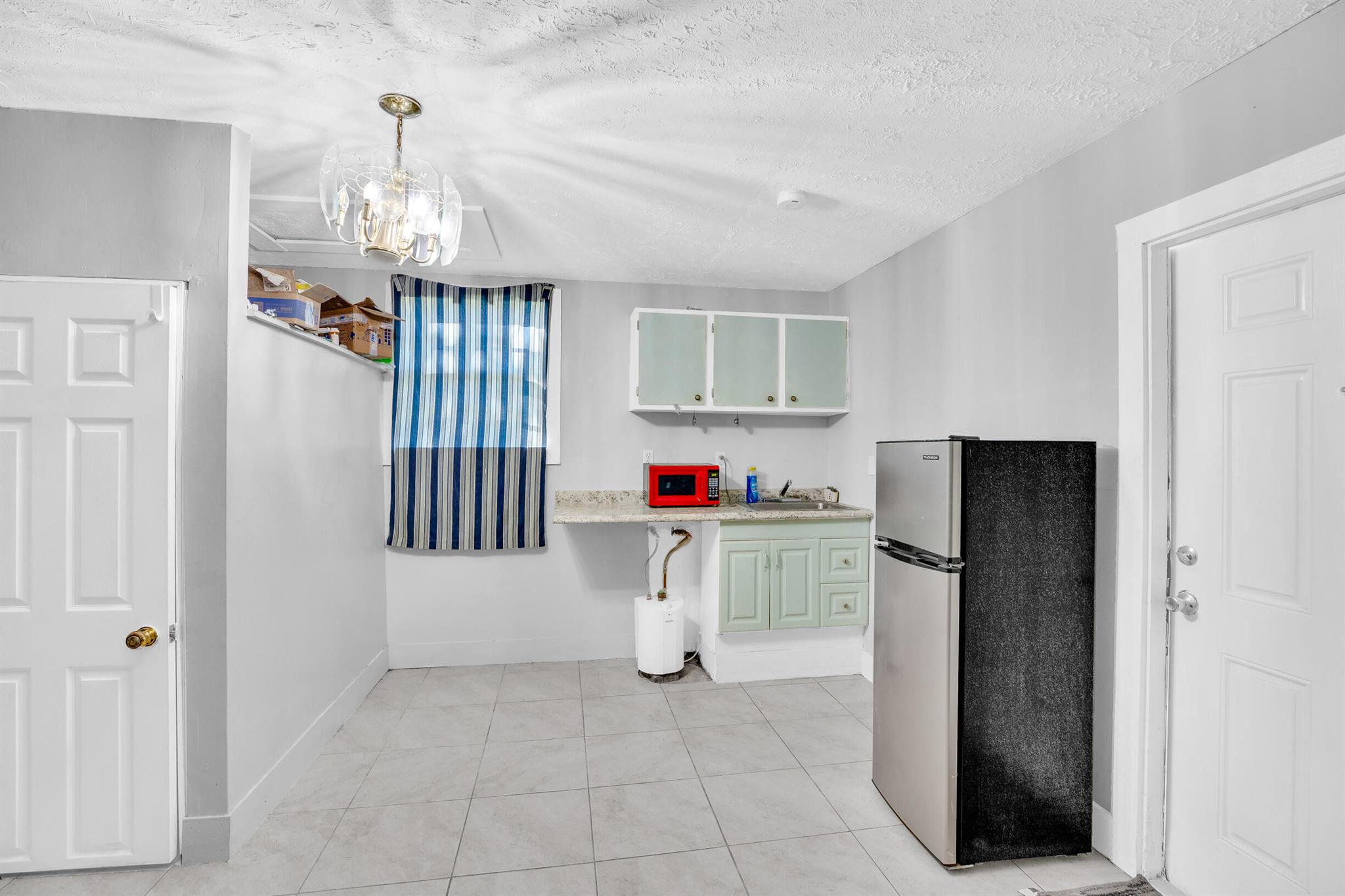 MARAVILLA TERRACE SUBDIVI - Residential