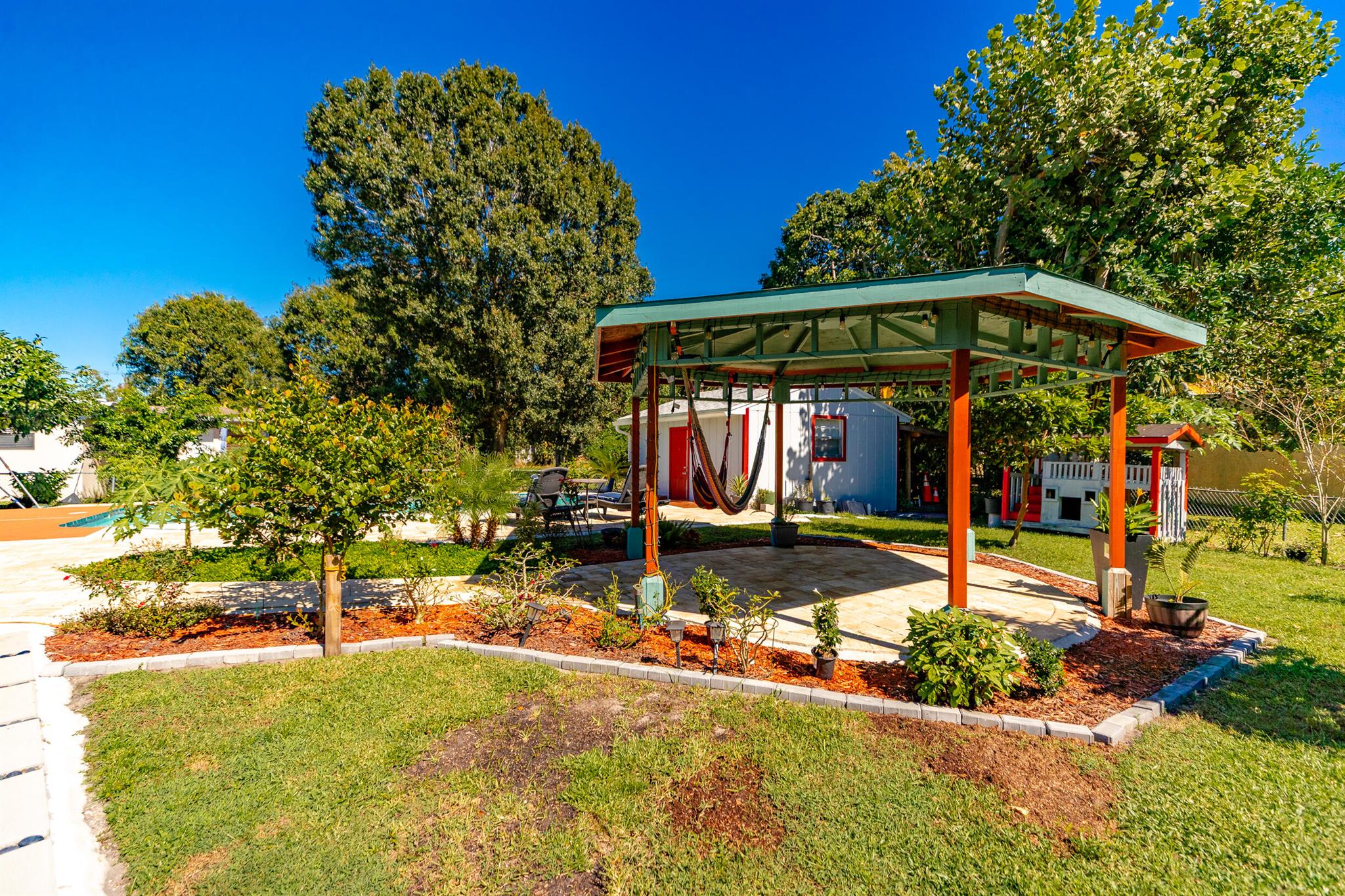 MARAVILLA TERRACE SUBDIVI - Residential