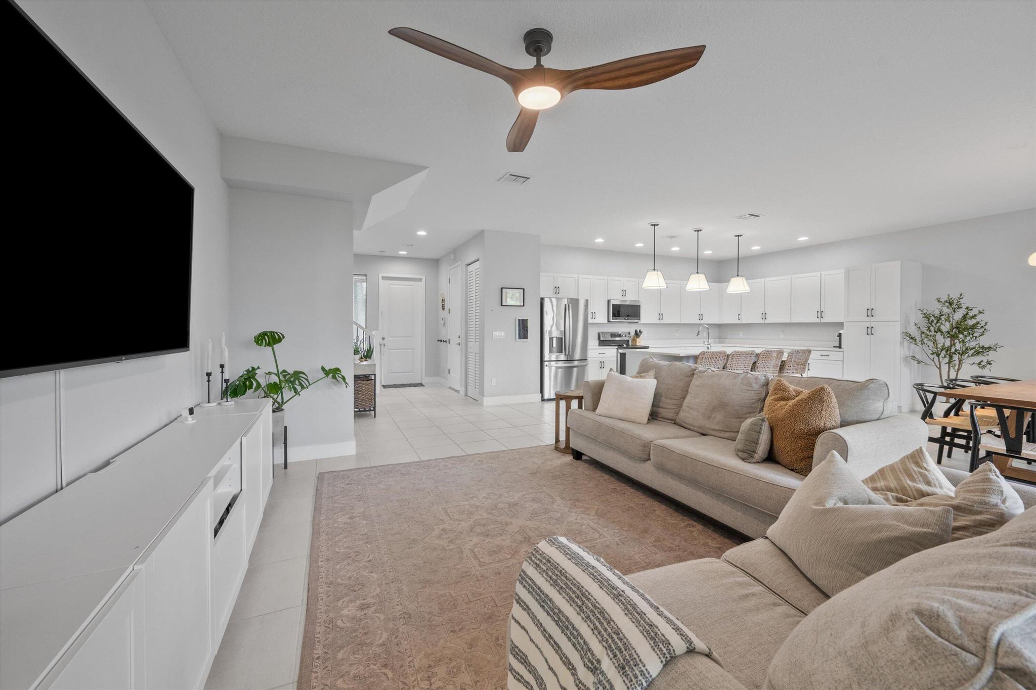 SKY COVE - Residential