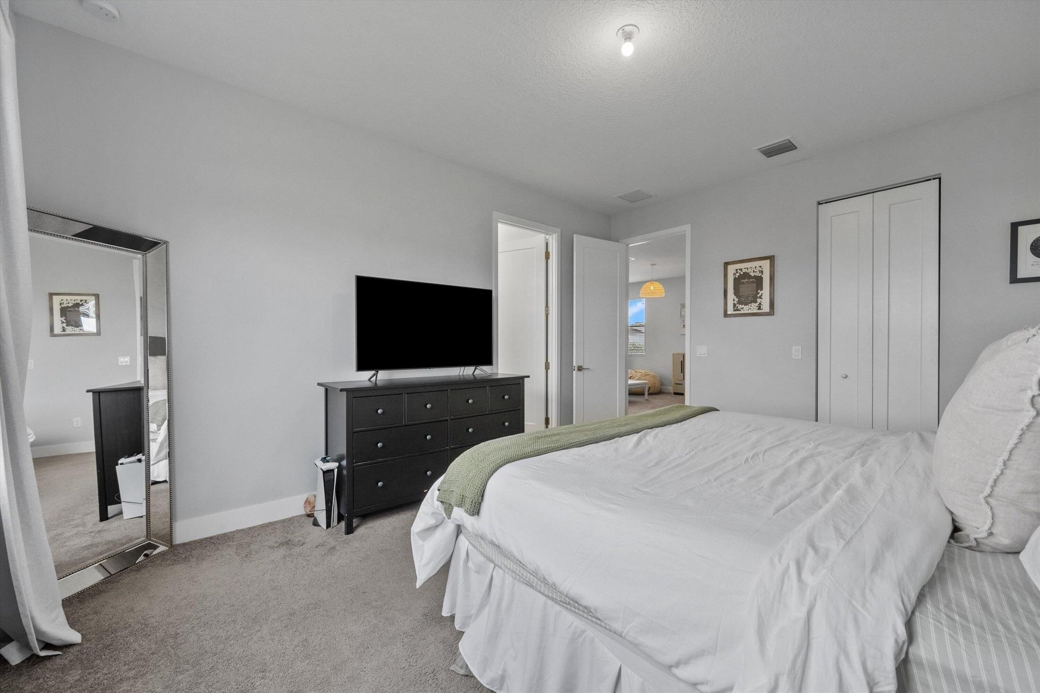 SKY COVE - Residential