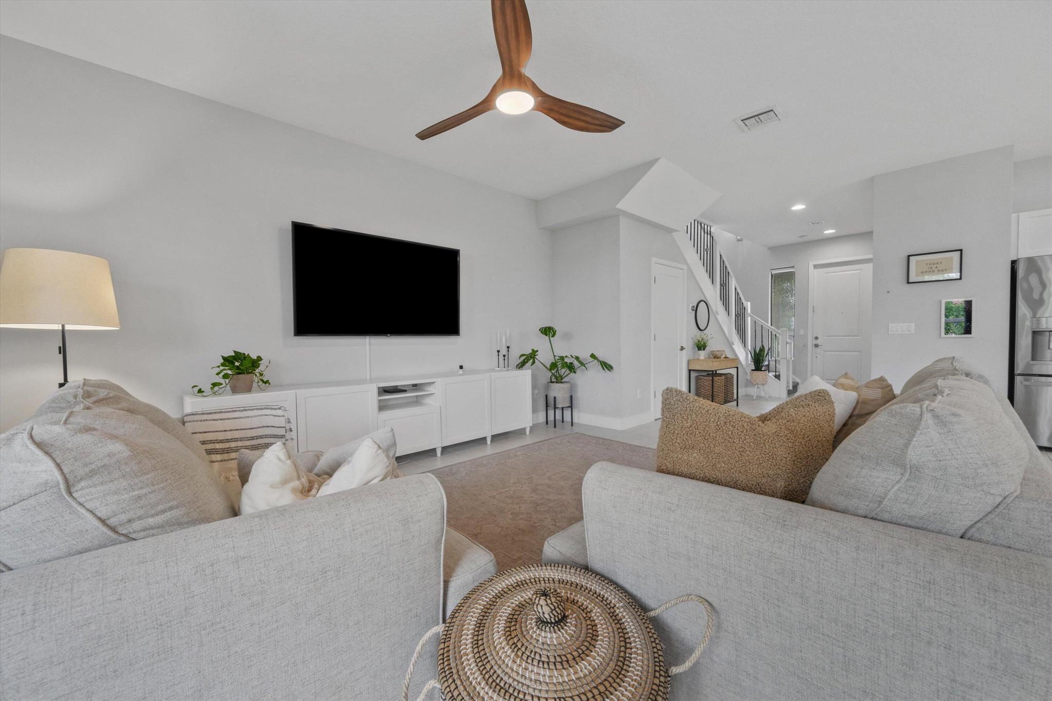 SKY COVE - Residential